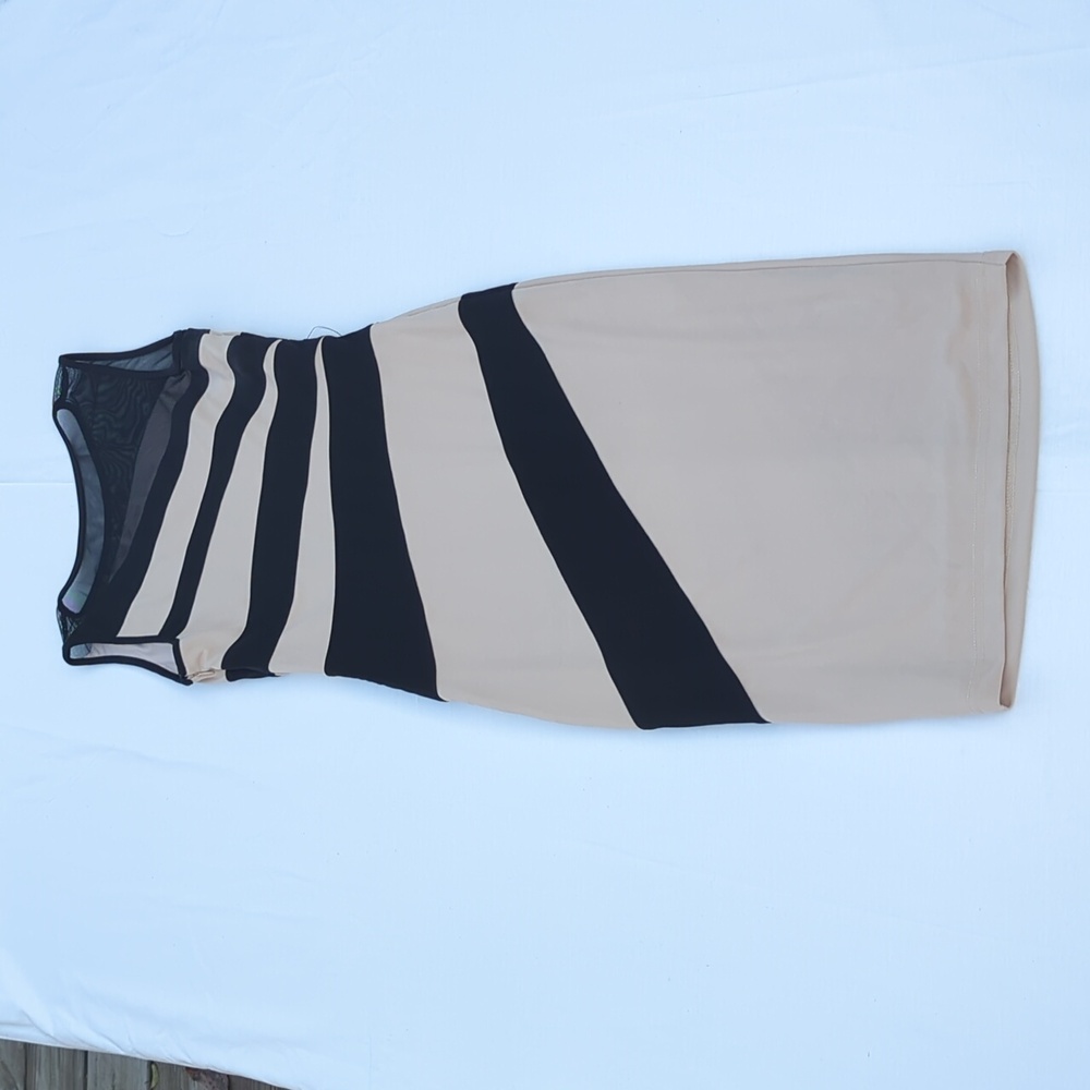 Marciano Bodycon Black and Cream Dress - Picture 9 of 10